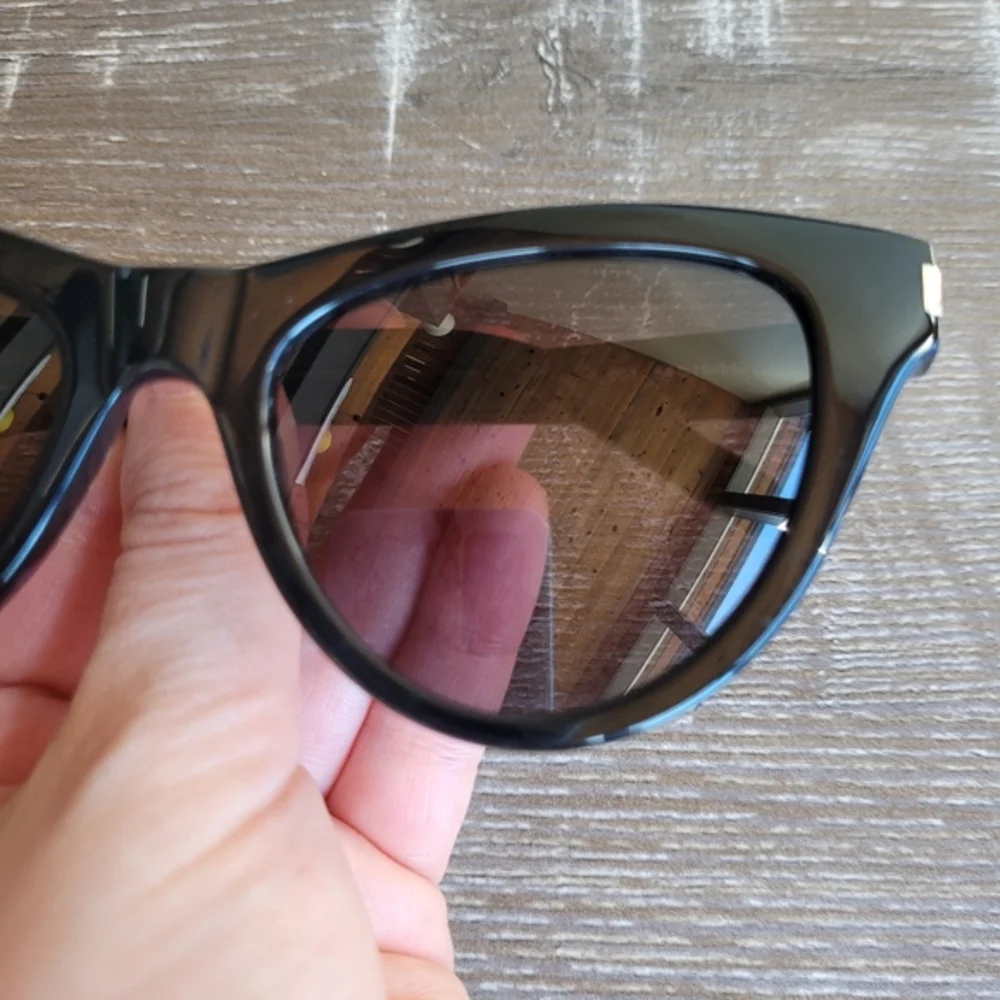 SAINT‎ LAURENT Black Cateye Sunglasses SL425